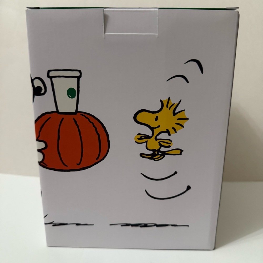 NIB Starbucks x Peanuts Snoopy Plush 2026 - Picture 3 of 5